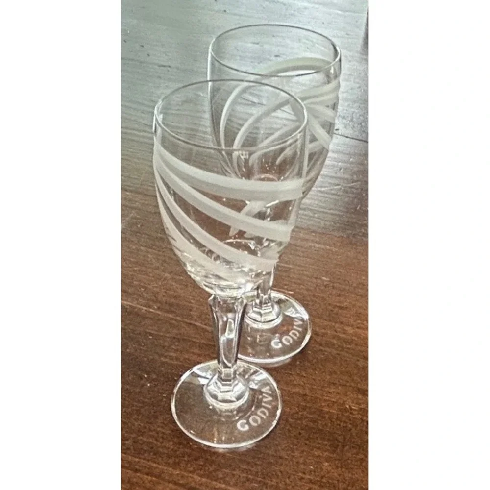 Godiva Cordial Glasses Set of 2 Clear Etched Swirl Stemmed Dessert Wine Stemware